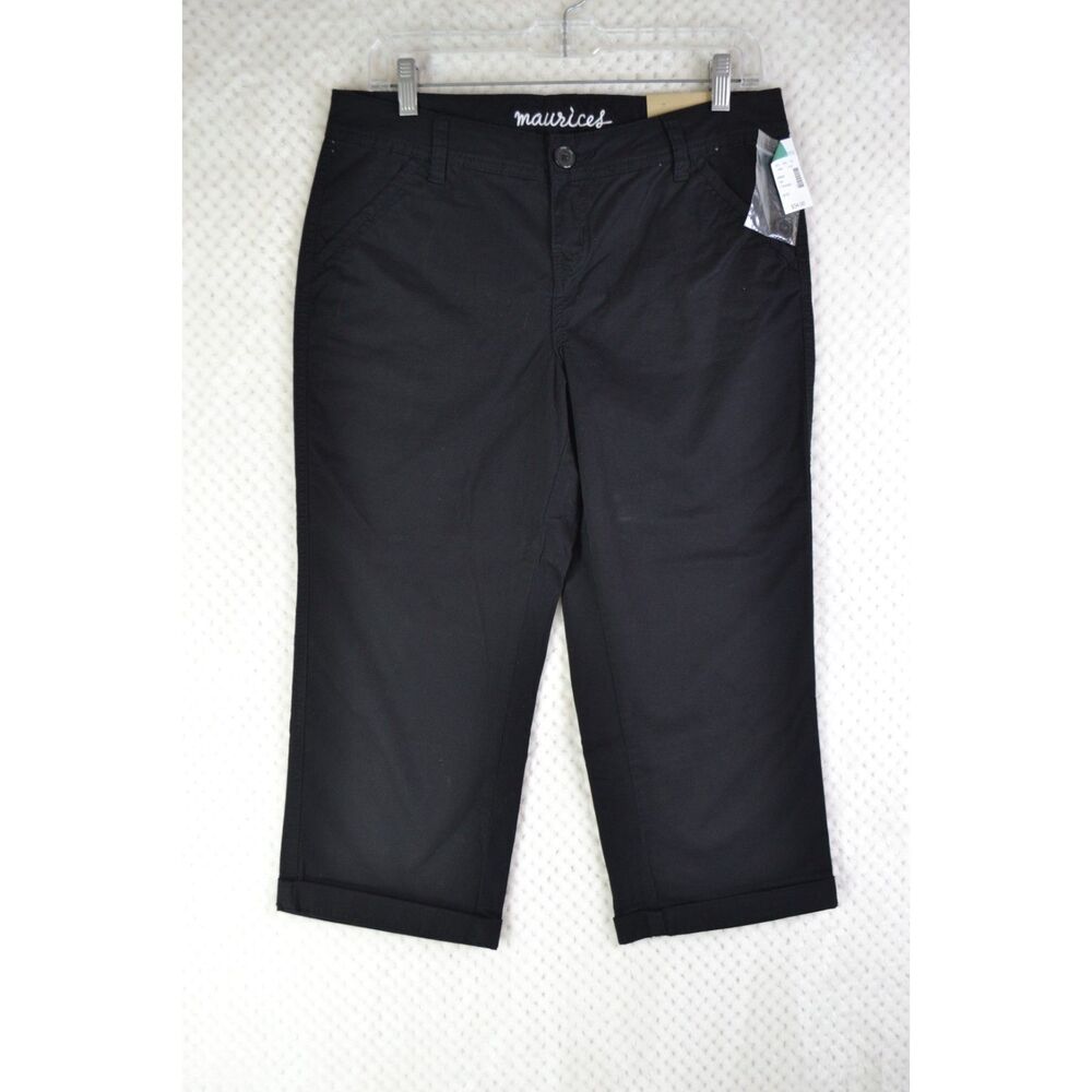 Maurices Women's 9/10 Black Cuffed Capri Pants